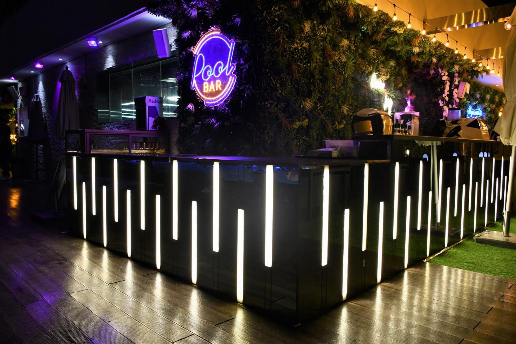 Gevora Hotel Dubai Exterior foto